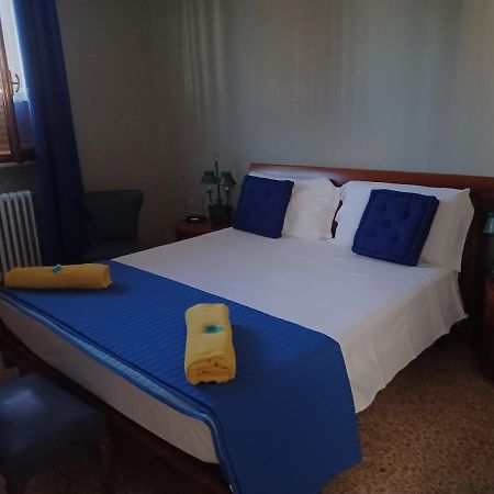 Debora Maison B&B Colombare Di Sirmione Kültér fotó