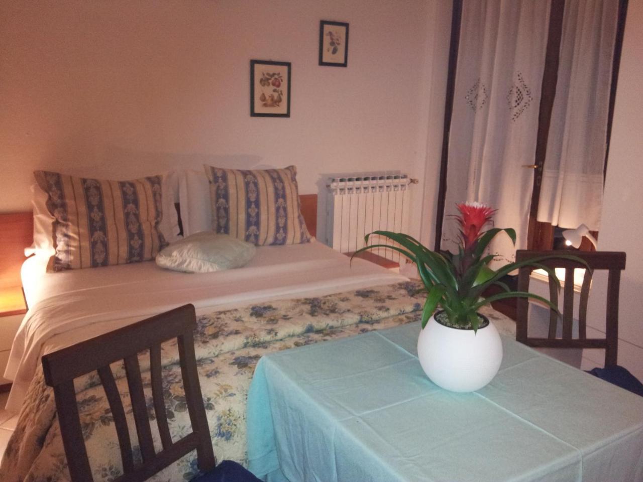 Debora Maison B&B Sirmione Kültér fotó