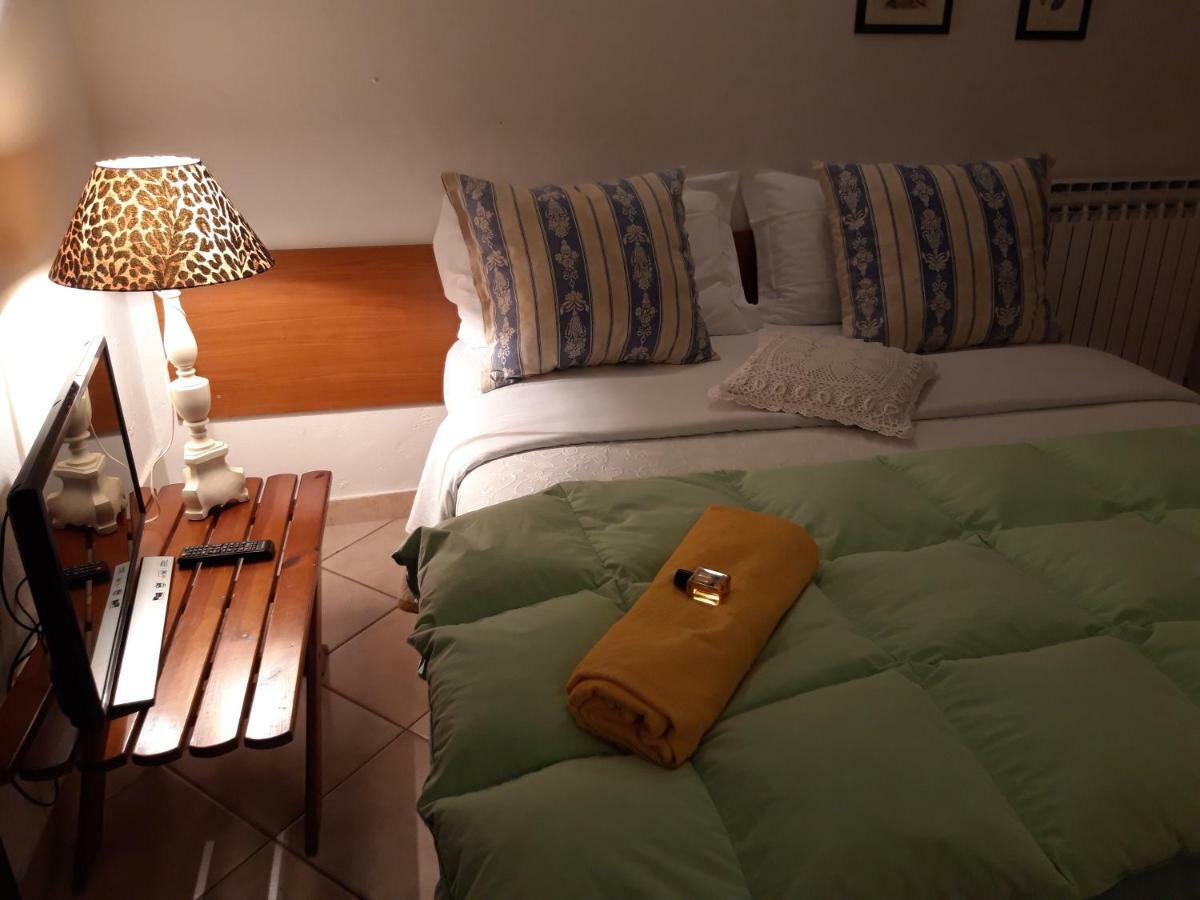 Debora Maison B&B Colombare Di Sirmione Kültér fotó